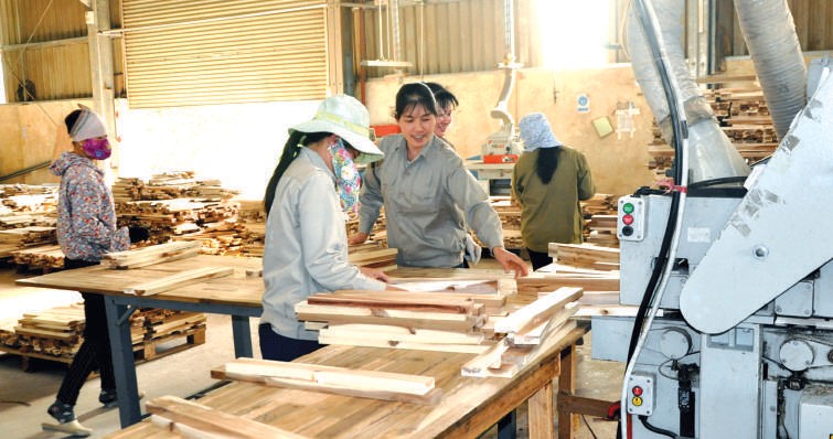 Xuất khẩu gỗ của Việt Nam năm 2019: Cơ hội và thách thức