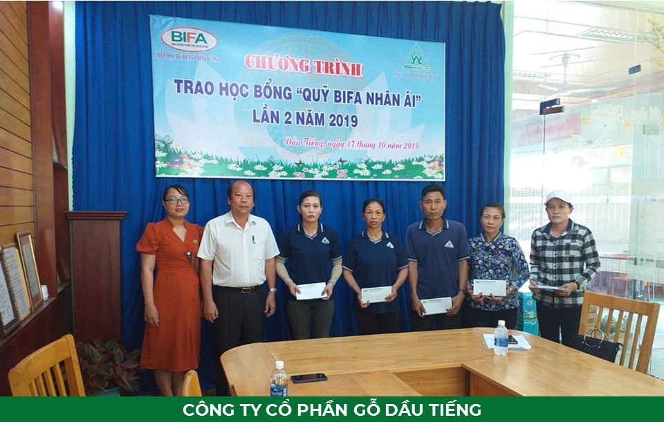 TRAO HỌC BỔNG BIFA NHÂN ÁI LẦN 2