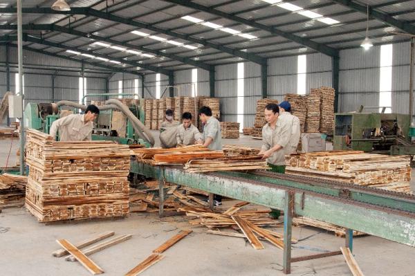 Cần làm tốt công tác dự báo trong cuộc chiến thương mại Mỹ - Trung
