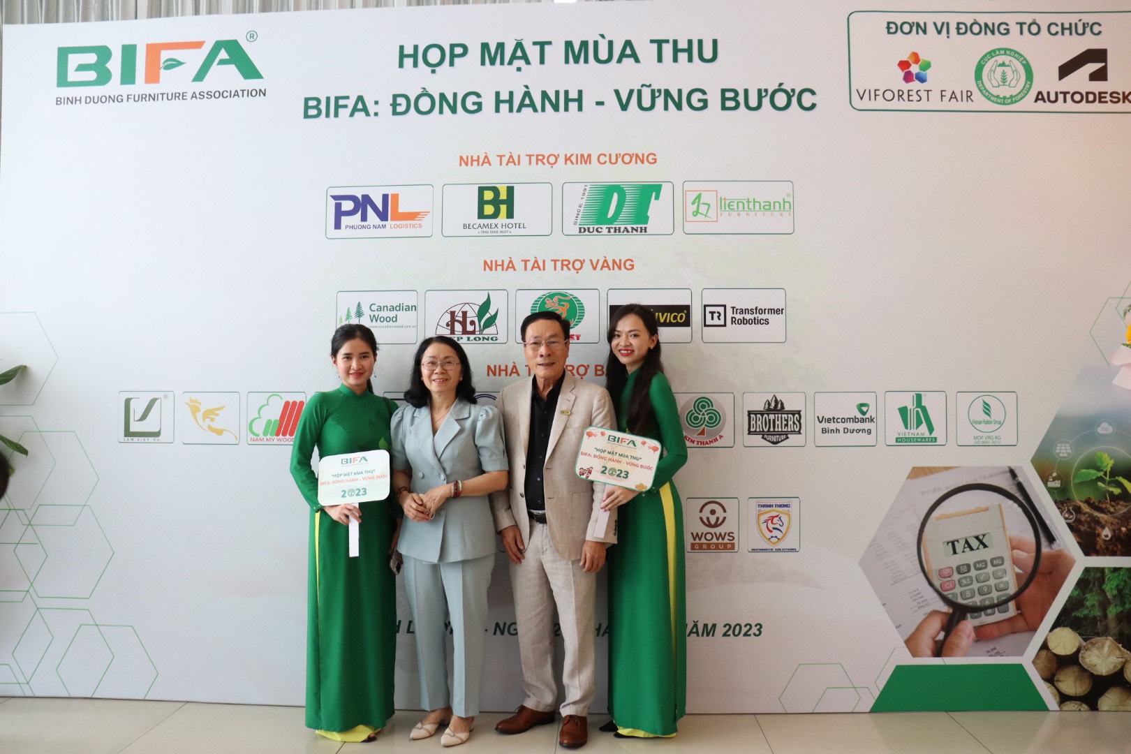BẢN TIN BIFA "ĐỒNG HÀNH CÙNG NGÀNH GỖ VIỆT" - SỐ PHÁT SÓNG NGÀY 01/10/2023