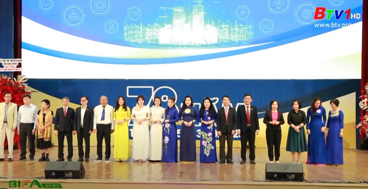 [BẢN TIN BIFA] TIN "LỄ TÔN VINH DOANH NHÂN BÌNH DƯƠNG, LỄ KỶ NIỆM 78 NĂM NGÀY DOANH NHÂN VIỆT NAM"